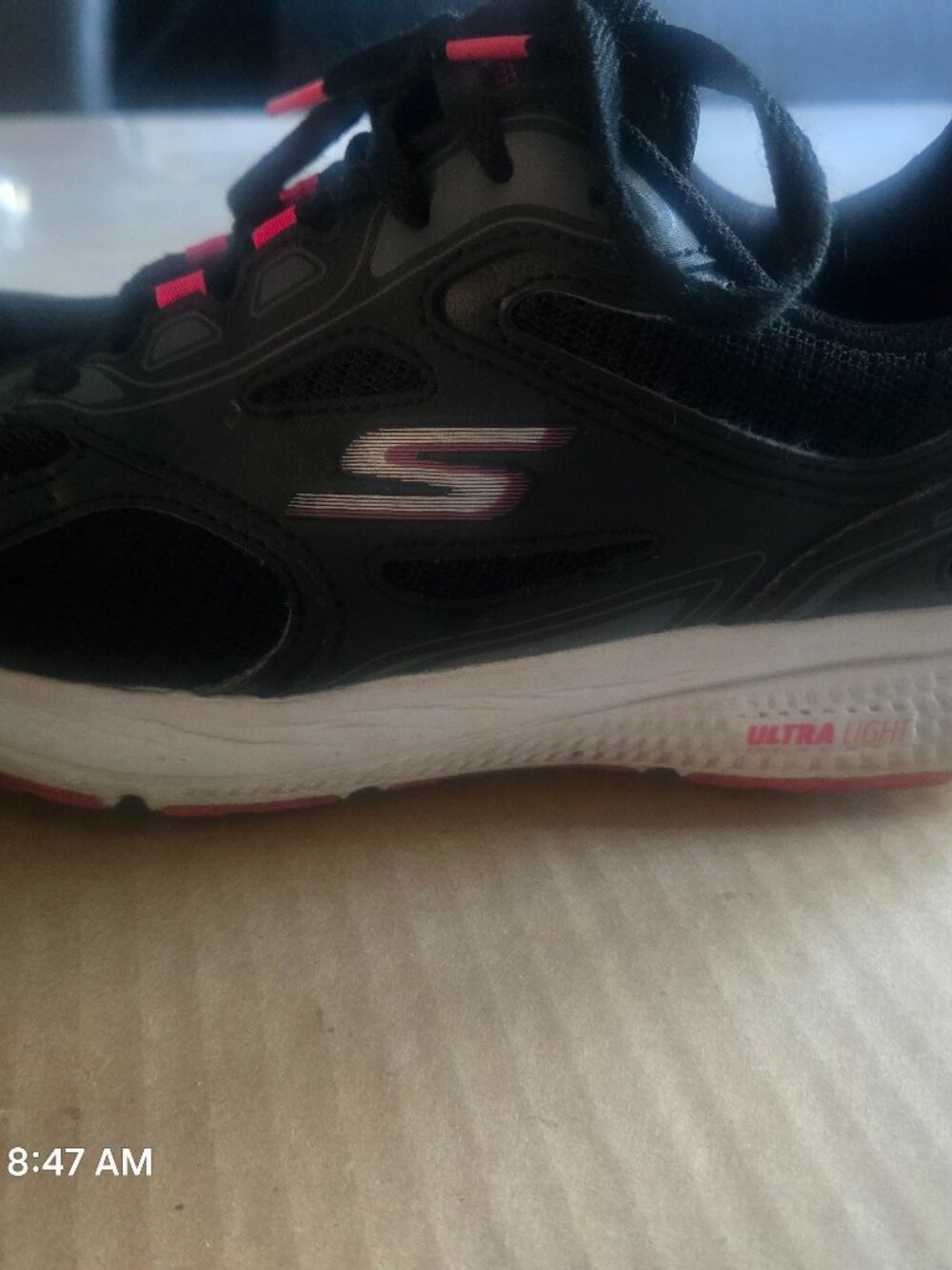 Skechers Women's Black Pink 8.5 Wide 8.5W Air Cooled Goga Mat Ultra Light Sneake